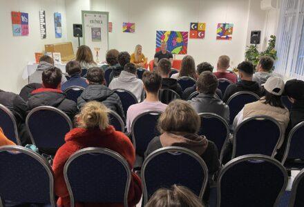 Report – Knižnica privítala trénerov a držiteľov prestížnych ocenení vo fitness a kulturistike - titulný obrázok